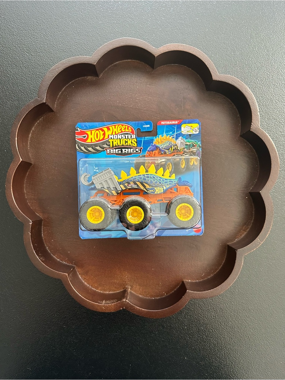 Hot Wheels Monster Trucks Big Rigs ~ Motosaurus